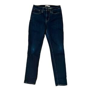 Levi’s 721 High Rise Skinny Jeans. Size 27 Dark wash
